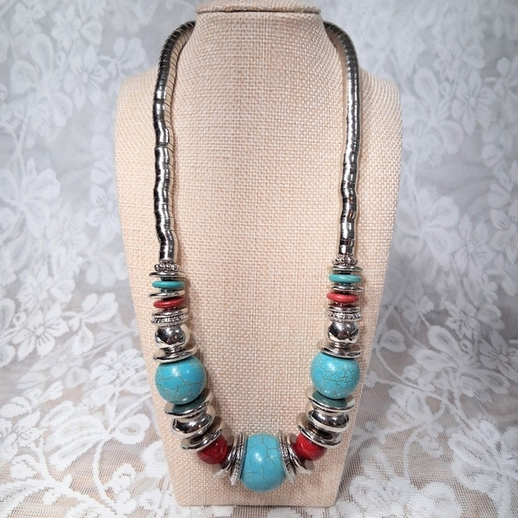 Vince Jewelry - Terra Chrome Necklace Mirror Finish Beaded With Silver Spacers